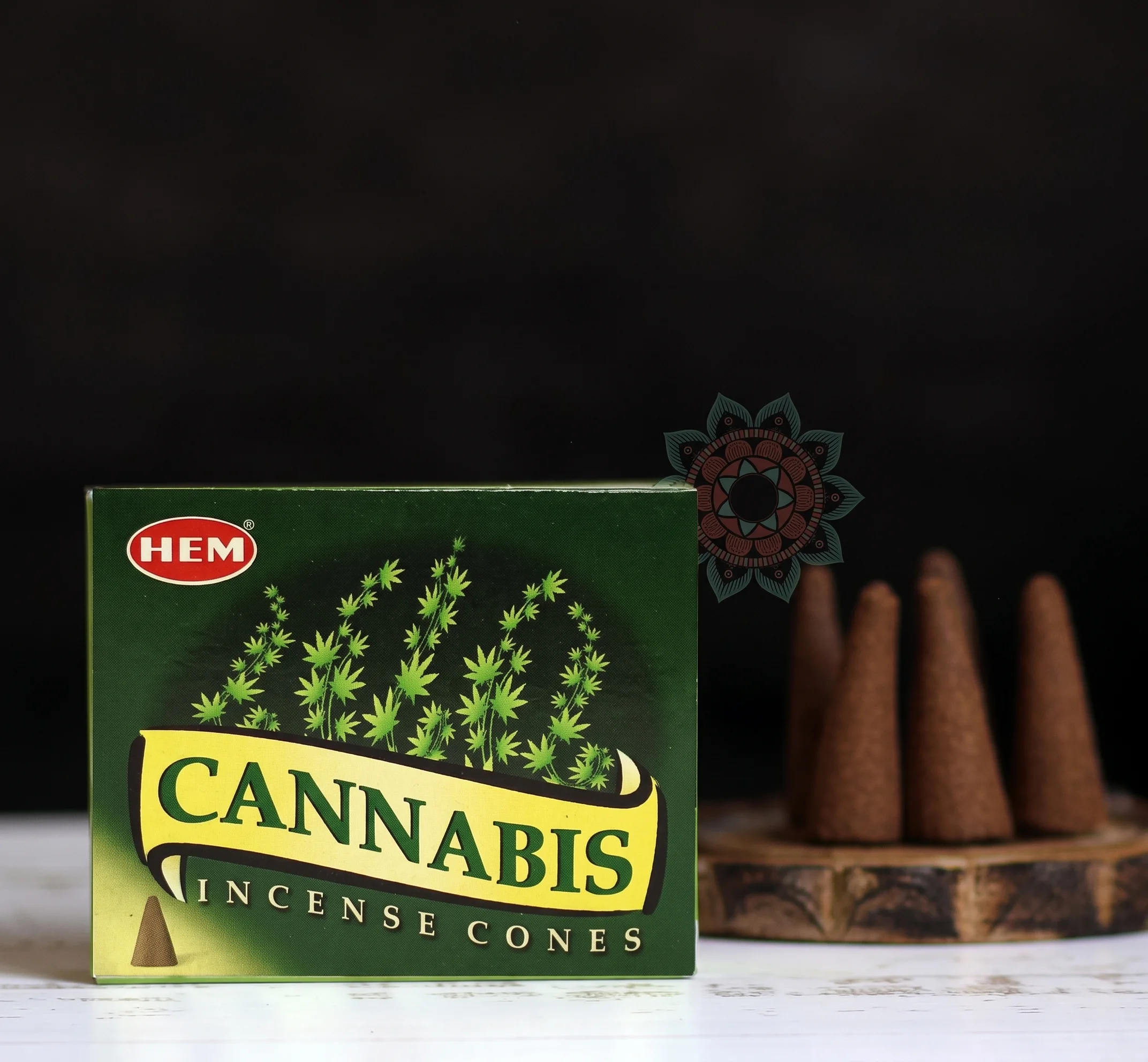 HEM Cannabis Konik Tütsü