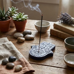 Lacivert Fatma Ana Eli Hamsa Beton Tütsülük