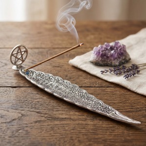 Pentagram Desenli Kayık Metal Tütsülük